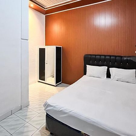 Kostel 99 Pangkal Pinang Redpartner Hotel Екстериор снимка
